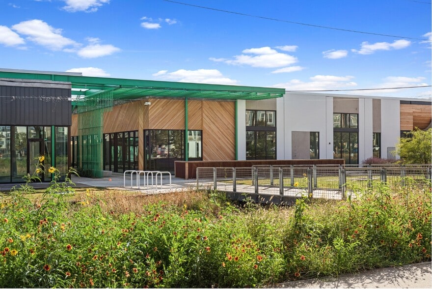 More Photos Of 600 N Shepherd Dr, Houston Office For Lease
