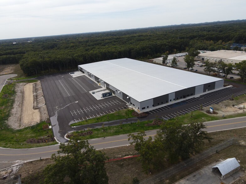 More Photos Of 2675 Olthoff Dr, Muskegon Industrial For Lease