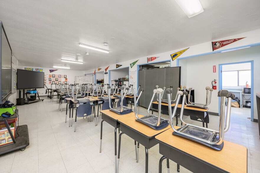 More Photos Of 400 S Santa Fe Ave, Compton Religious Facility For Sale