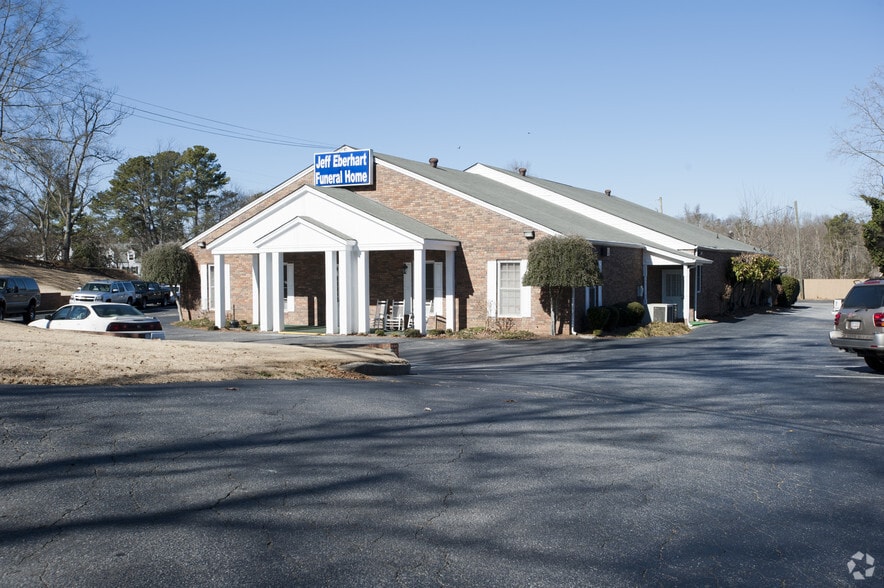 More Photos Of 123 Watson Dr, Dallas Funeral Home For Sale