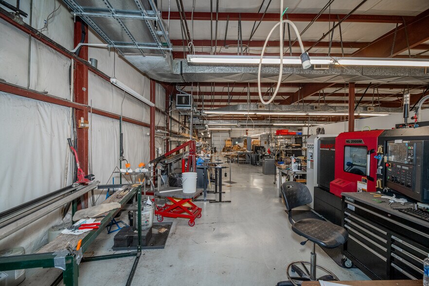 More Photos Of 1003 Clarence Larson Dr, Oak Ridge Warehouse For Sale