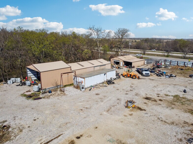 More Photos Of 23780 E Admiral Pl, Catoosa Service For Sale