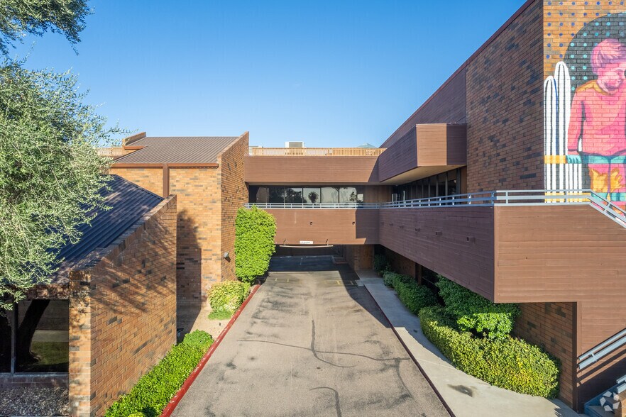 More Photos Of 777 E Thomas Rd, Phoenix Office For Lease