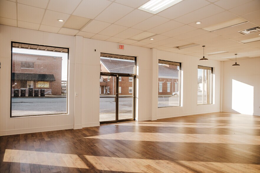 More Photos Of 603 Pilgrim Ave, Muscle Shoals Flex For Sale