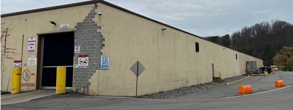 More Photos Of 2 Moore Ave, Buckhannon Manufacturing For Sale