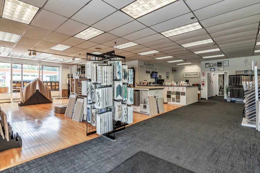 More Photos Of 223 Winthrop Ave, Lawrence Manufacturing For Sale