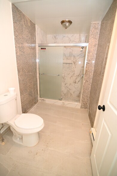 More Photos Of 227 E Baltimore St, Baltimore Storefront Retail Residential For Lease