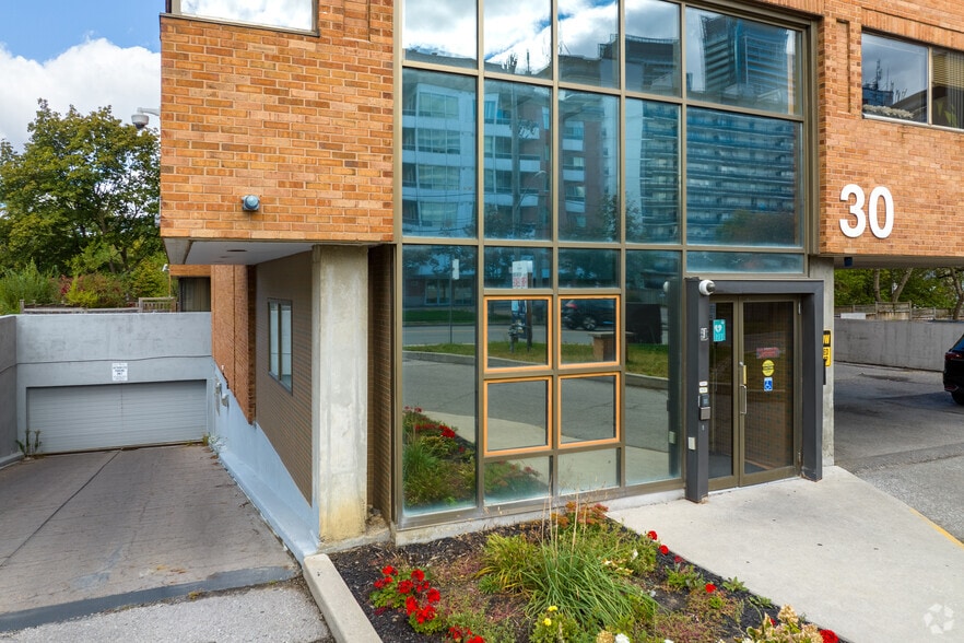 More Photos Of 30 Drewry Ave, Toronto Office For Lease