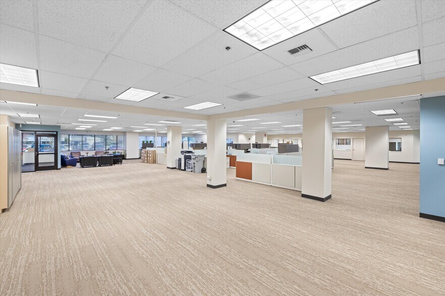 Primary Photo Of 2121 S State St, Tacoma Office For Lease