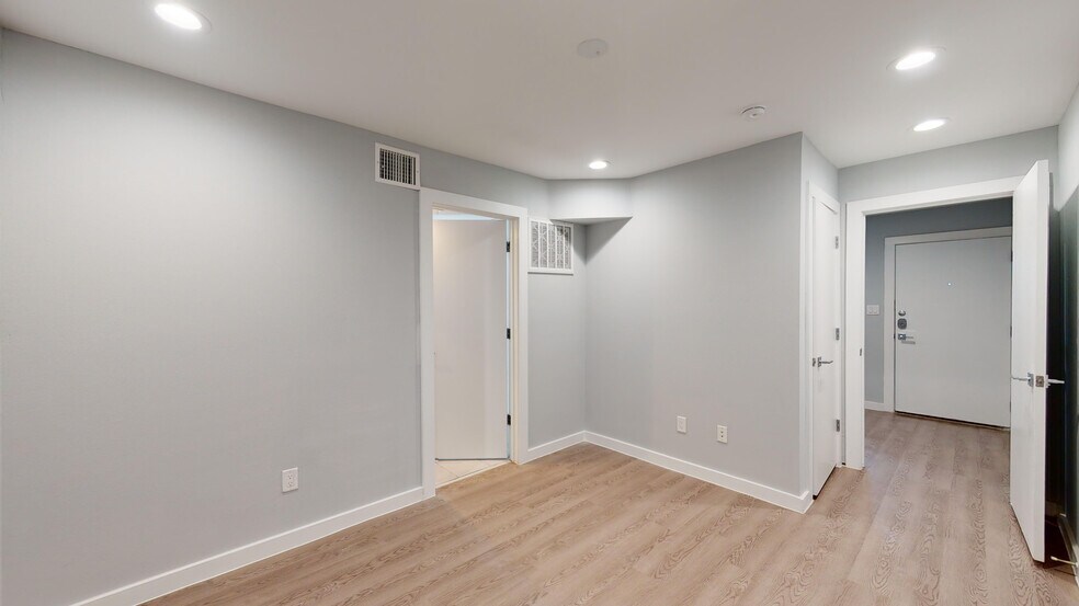 More Photos Of 4400 San Jacinto St, Dallas Multifamily For Sale