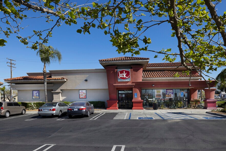 More Photos Of 1043-1199 N Mount Vernon Ave, Colton Unknown For Lease