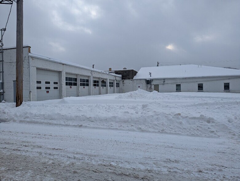 More Photos Of 151 Walnut St, Kittanning Auto Dealership For Sale