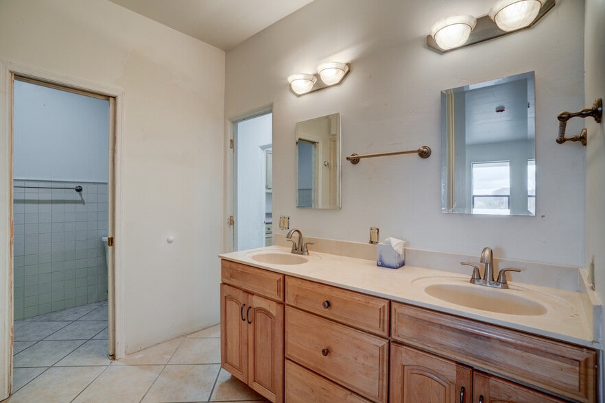 More Photos Of 3760 E Airport Dr, Rimrock Specialty For Sale