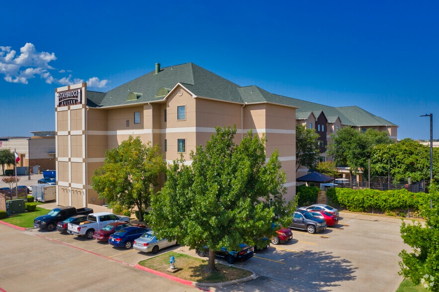 More Photos Of 301 Silverglen Dr, Plano Hotel For Sale