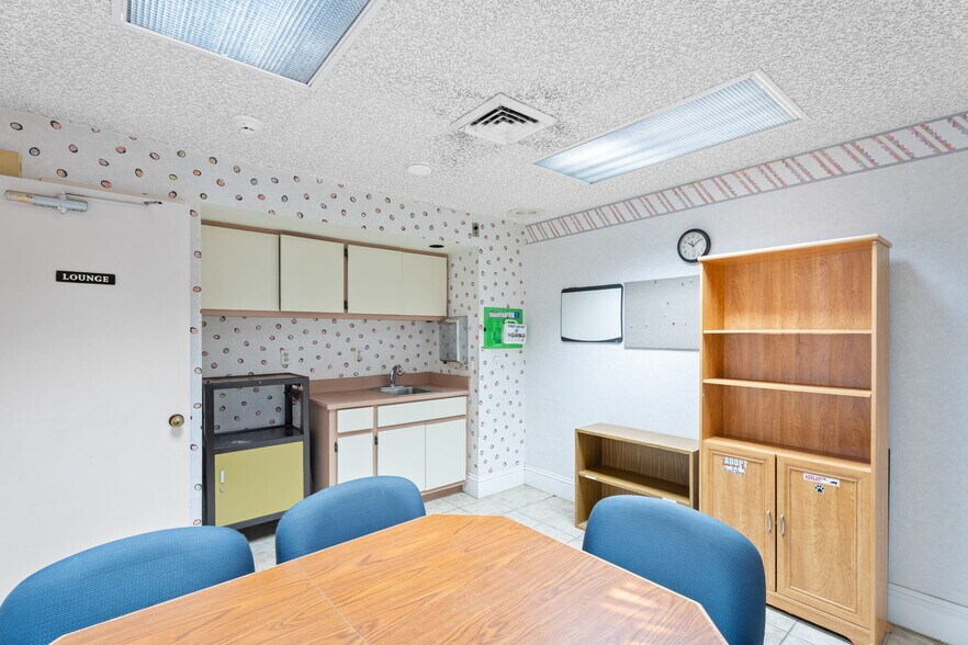 More Photos Of 2685 Swamp Cabbage Ct, Fort Myers Medical For Sale