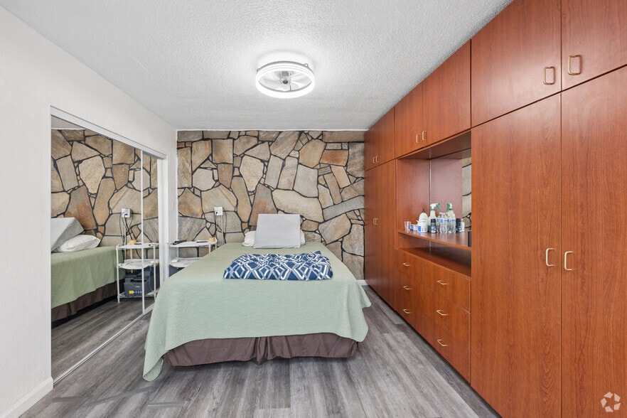 More Photos Of 3305 Fremont St, Las Vegas Hotel For Sale