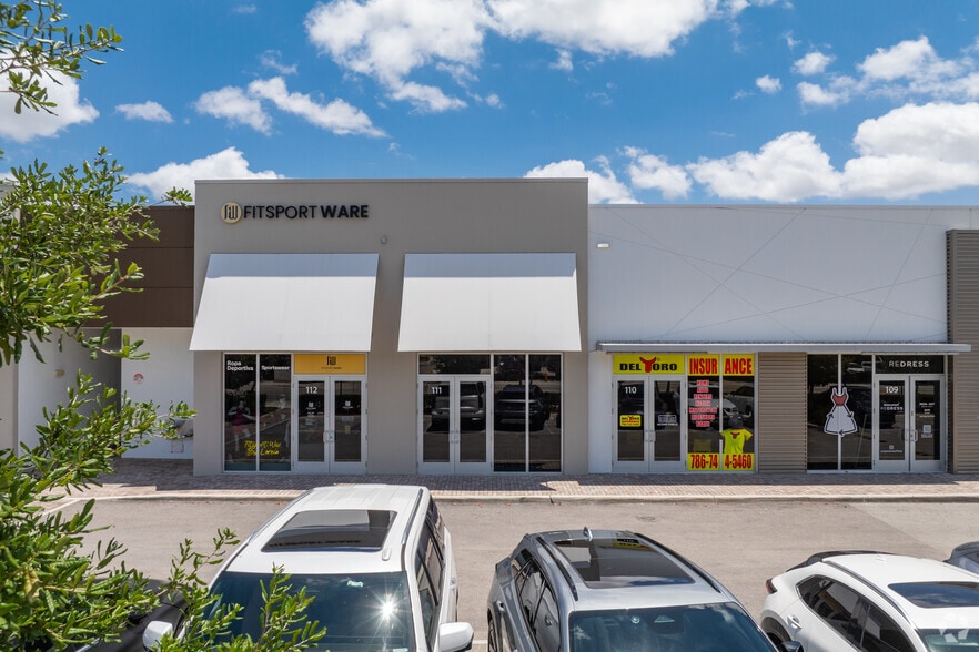 More Photos Of 10890 NW 17th St, Doral Storefront Retail Office For Lease