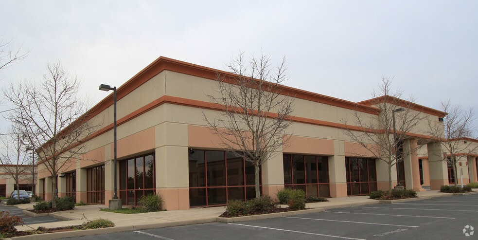 More Photos Of 2208 Plaza Dr, Rocklin Office For Lease