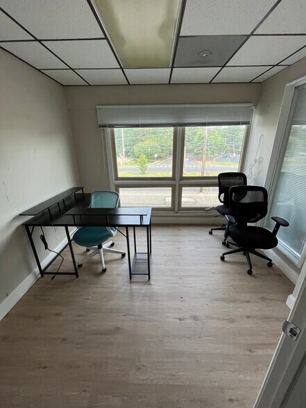 More Photos Of 254 Brick Blvd, Brick Medical For Lease