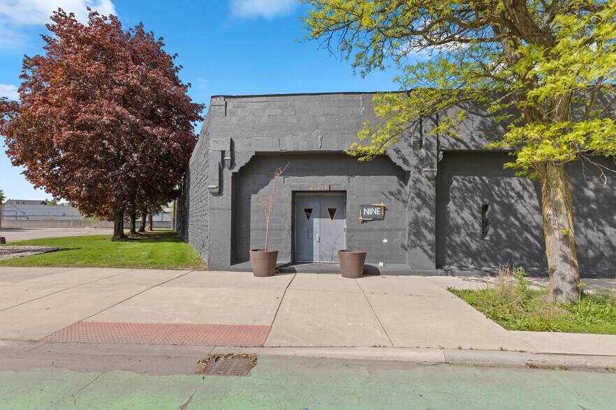More Photos Of 21616 Grand River ave, Detroit Industrial For Sale