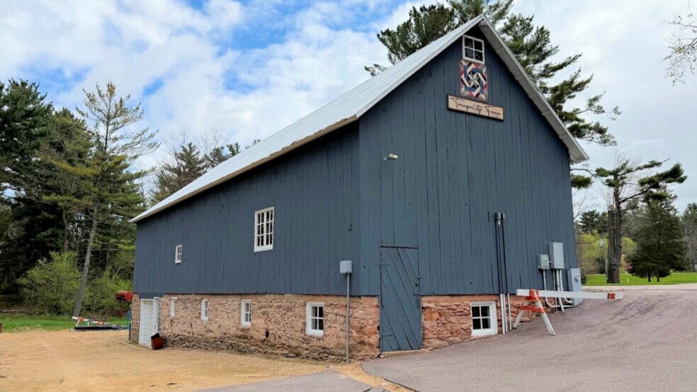 More Photos Of 3884 S Gillette Dr, Wisconsin Dells Lodge Meeting Hall For Sale