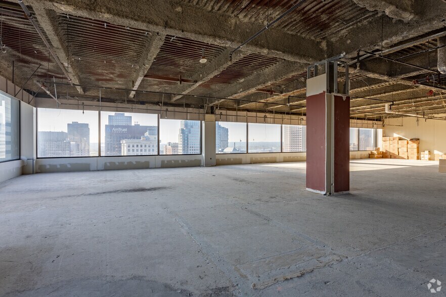 Photo of 20th Floor Ste 2001