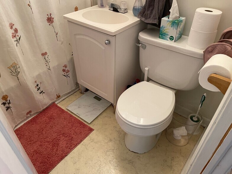 More Photos Of 101 Comstock Ave, Syracuse Apartments For Sale