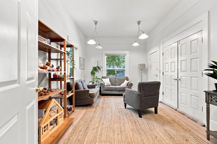 More Photos Of 1361 Esplanade Rd, Chico Office For Sale