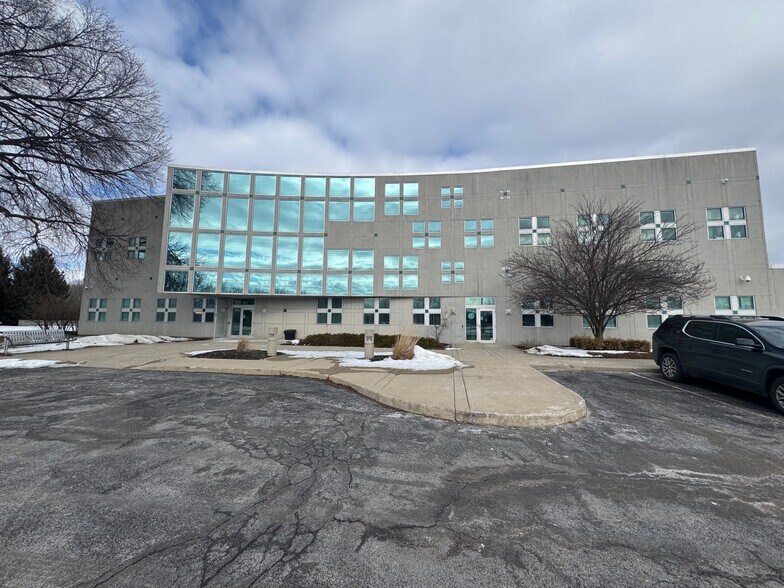More Photos Of 2595 Arlington Ave, Toledo Medical For Lease