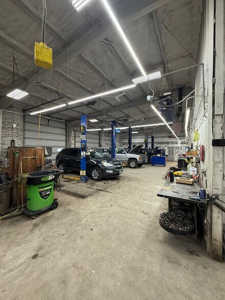 More Photos Of 41 5th Ave S, Kindred Specialty For Sale