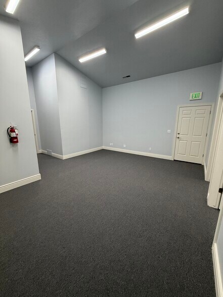 More Photos Of 2708-2722 S Redwood Rd, Salt Lake City Office For Sale