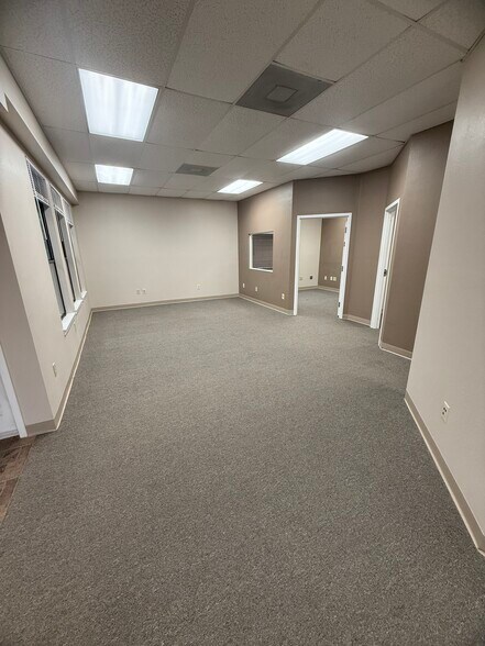 More Photos Of 2199 N Monroe St, Tallahassee Office For Lease