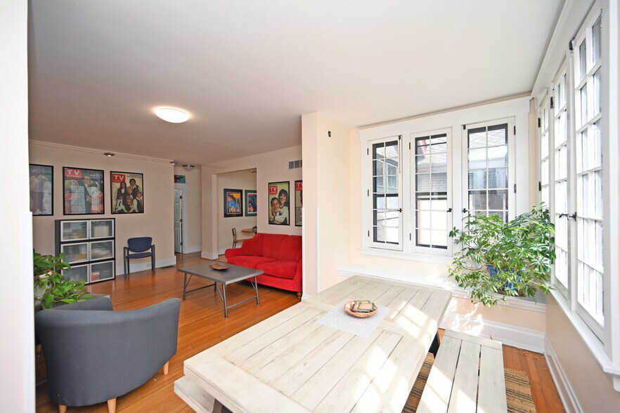 More Photos Of 2150 Alpine Pl, Cincinnati Office Residential For Sale