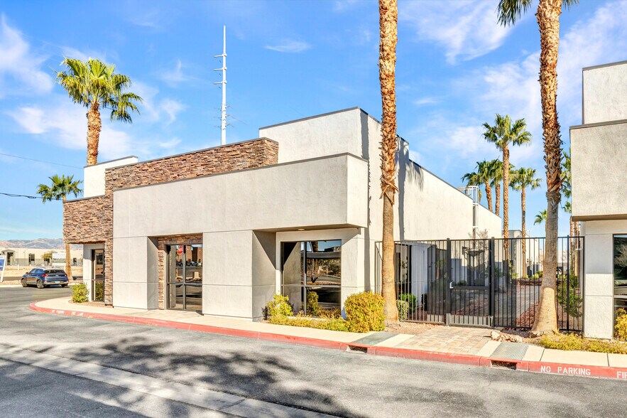 More Photos Of 5990 S Rainbow Blvd, Las Vegas Office For Sale