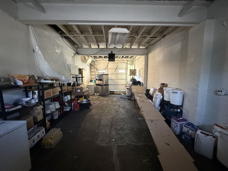 More Photos Of 1040 W North St, Kalamazoo General Retail For Sale