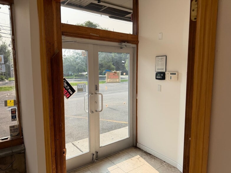 More Photos Of 15 S Route 9W, West Haverstraw Freestanding For Lease