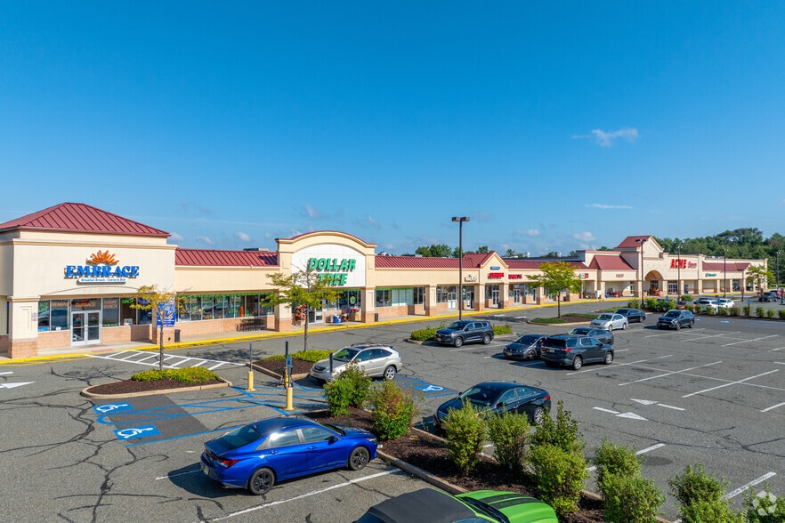 More Photos Of 505-545 Berlin Cross Keys Rd, Sicklerville Unknown For Lease
