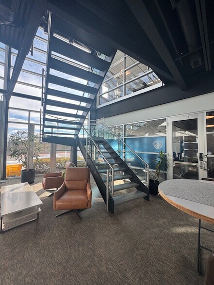 More Photos Of 553 Roosevelt Hwy, Colchester Office For Sale
