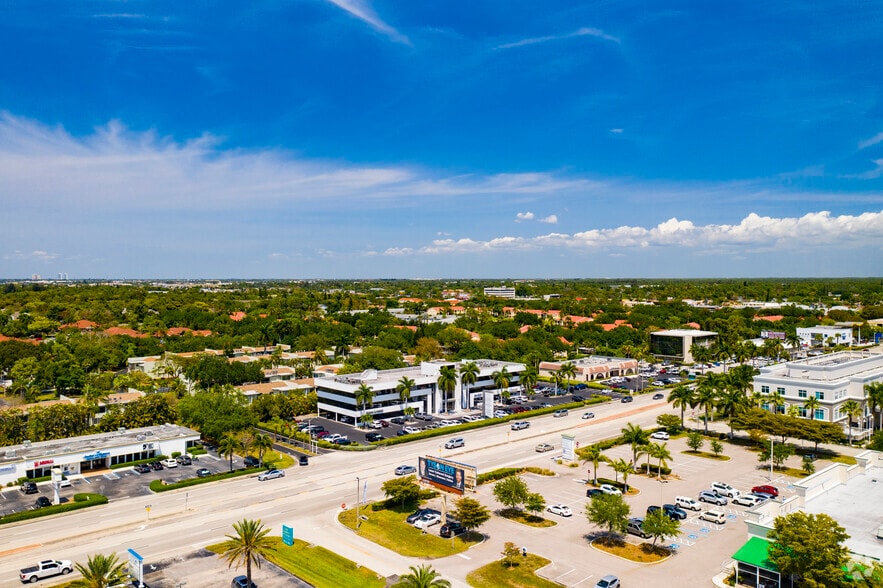 More Photos Of 7370 College Pky, Fort Myers Medical For Lease