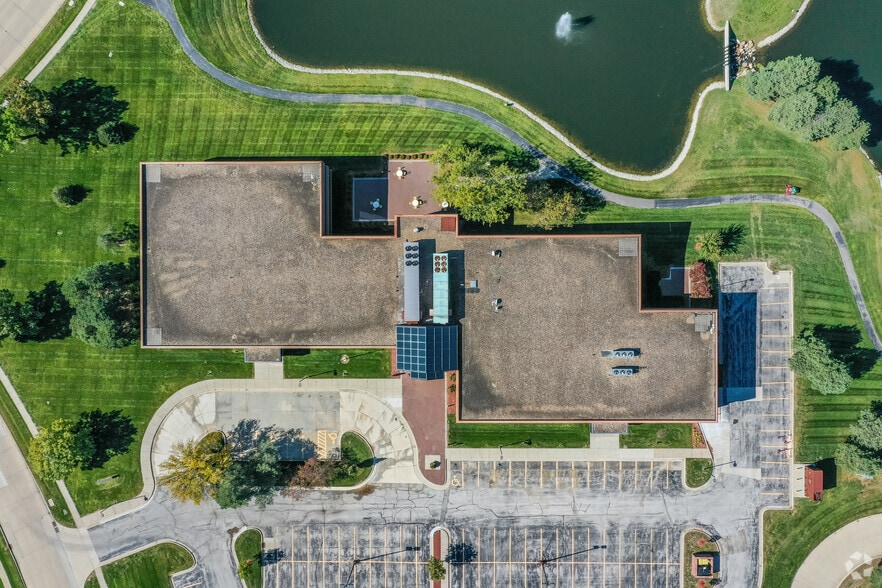 More Photos Of 4445 Corporate Dr, West Des Moines Medical For Lease