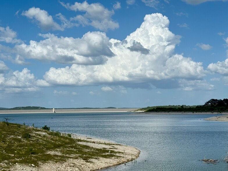 More Photos Of 2386 Colleen Dr, Canyon Lake Hotel For Sale