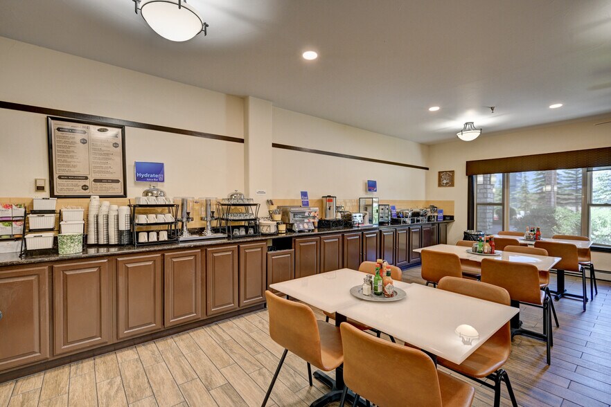 More Photos Of 733 US Highway 24 N, Buena Vista Hotel For Sale
