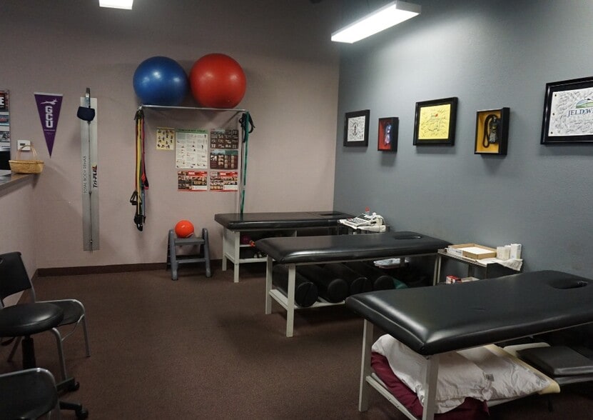 More Photos Of 9150 W Indian School Rd, Phoenix Medical For Sale