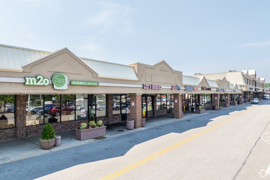 More Photos Of 2826-2896 DeKalb Pike, Norristown Storefront For Lease