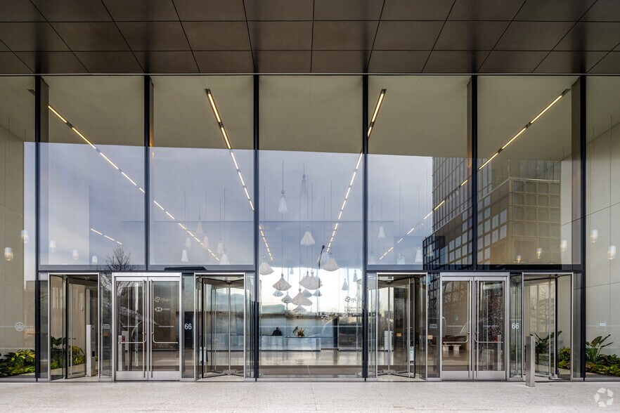 More Photos Of 66 Hudson Blvd, New York Office For Lease