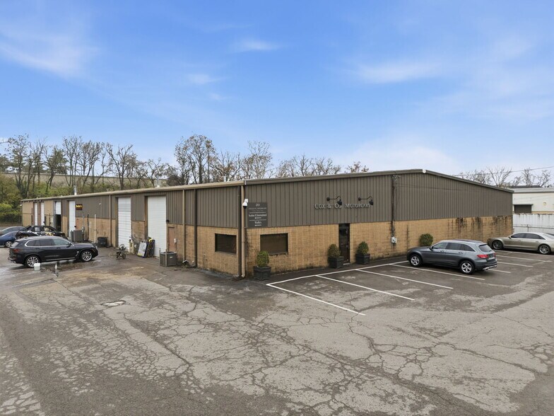 More Photos Of 213 Whitsett Rd, Nashville Warehouse For Sale