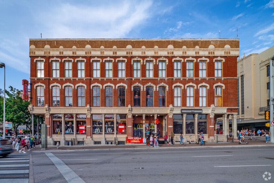 More Photos Of 101 Alamo Plz, San Antonio General Retail For Lease