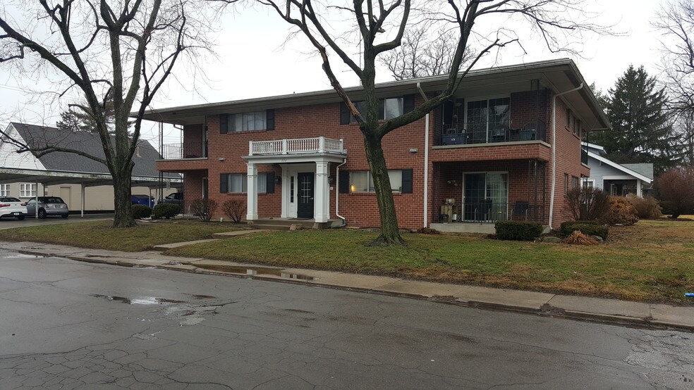More Photos Of 770 E 61st St, Indianapolis Apartments For Sale