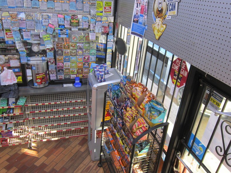 More Photos Of 2301 Lackey St, Lumberton Convenience Store For Sale