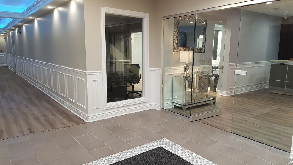 More Photos Of 257 N West Ave, Elmhurst Loft Creative Space For Lease